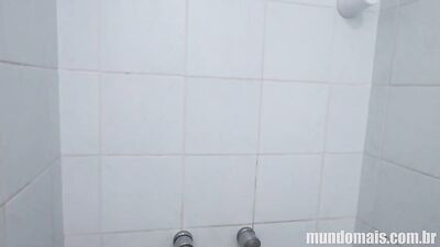 Sous l'emprise d'un beau ténébreux