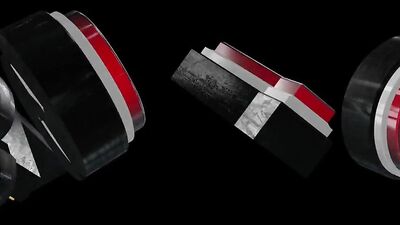 FLEXING FOR THE PERFORMANCE: Daniel Donovans Body Building Journey