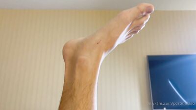 asian muscle athletes in flip flops: versatile twinks and beautiful boys on