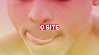 Selling His Phone: Ronalds Deal with Pedriho