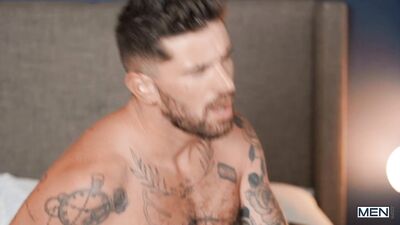 Joey Mills raffole du jus de Chris Damned