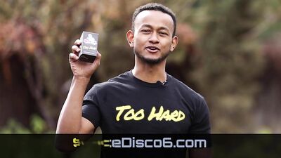 Muscle Man and Hairy Wild Beast: GayHooplas Velvet Male Beauty!