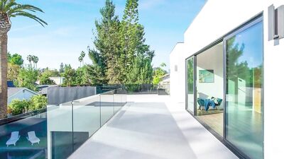 Office Powerhouse: Beau Butlers Gay Porn Plan for Three with Raging Stallions Dandy Muscle Patron Xavier and Colby Melvin