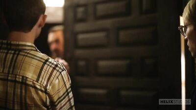 La nuit de noce d'un jeune couple – Josh Brady, Garrett Kinsley