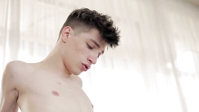 Une grosse bite pour le petit déjeuner - Luce Fair, Rodion Taxa