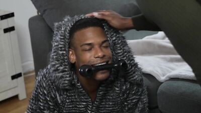 Stroke Fetish - Gay Muscle Worship