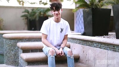 Young & Hung: Sebastian Cruz and Adam Reids First Time Gangbang!