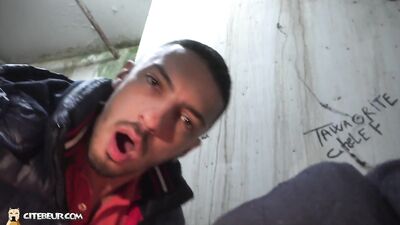 Bizutage in the Hood: Hardcore Gangbang with a Twist