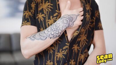 Hipster Solo: Phoenixs Tender Loving and Public Sex Experience