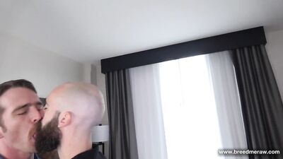 Growling, Hairy and Stroked: Stephen Harte and Nate Stetsons Raw Encounter