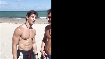 public bathroom fun with reno & tony - masturbation, beau gosse