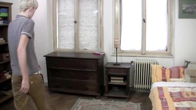 Skyrocketing Straight Boy: Uncut and Bareback!