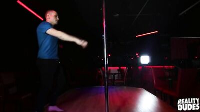 Gaels Lap Dance Show: Strip Tease with a Gorgeous Go-Go Dancer!