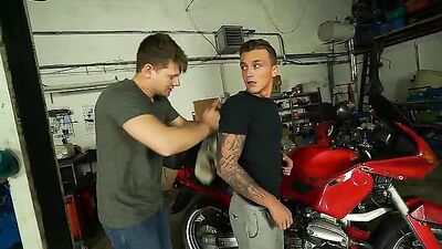 Biker gets fucked by mechanic - Rosta Benecky and Dom Ully
