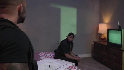 Straight Pounding Destroys a Seismograph: Lorenzo Flexx and Jay Landfords Gay Bestial Blowjob Session