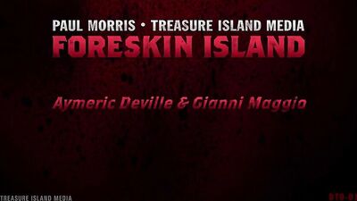 Hot Cruising on a Deserted Beach - Aymeric Deville and Gianni Maggio