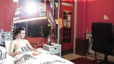 Bedroom Breakfast Blowjob: Mickaels Morning Wake-up Call