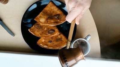 "Crepes with cream" - cuming on food