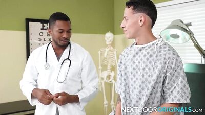 Big COCKED Doc Smashes Twink Patient - Sean Xavier, Des Irez - NextDoorStudios