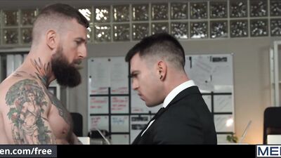 Mencom - Hunk boss deepdicks assistant - Paddy O'Brian, Troy Daniels