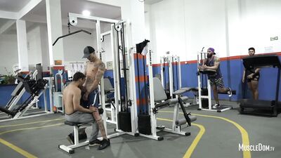 Sex in gym public