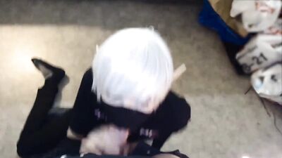 cute slut sucks a nice big cock