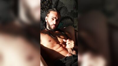 The cumshot of a horny big cock