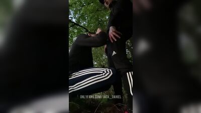 A teen guy sucked me in the woods, I cum on his face