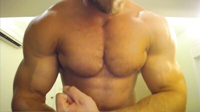 Straight muscle cam god Brock Jacobs spreads ass hole and flexes