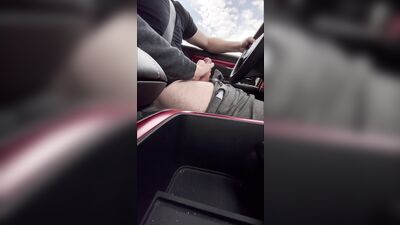 Sucking big dick on public road