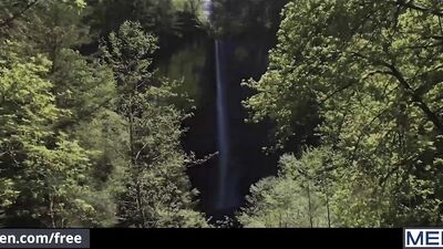 Men.com - Hunks JJ Knight and William Seed ride big cock till they cum