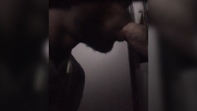 NYC gloryhole 4 sucking bwc in public gloryhole