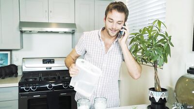 Trop tôt? – Bruno Bernal & Max Adonis