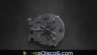 Xavier Ruizs Latin Stallion Exclusive - Latino Macho Muscles and Big Bite!