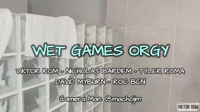 Raw Fuck Clubs Public Toilet Orgy: Bareback, No Condoms, No Towels!