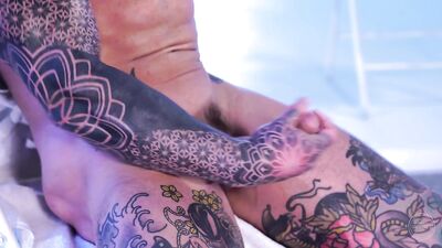 Behind the Scenes: Bodybuilder Masturbation with Pavel - The Iron Giant