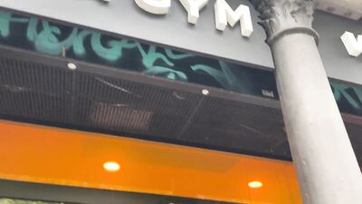 Gay Gym Oral: Sucking and Fisting in the Locker Room