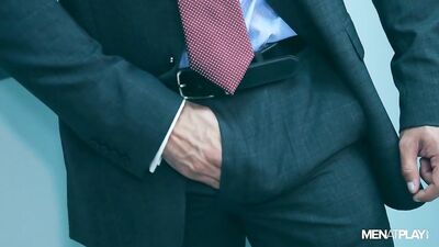 Kneel Before Your Boss 2: Executive Suite Seduction