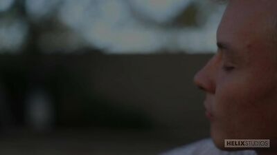 Sun-kissed Temptation: Ezra Tanners Solo Stroke Fest