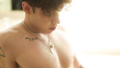 Young Nude Hunk: Asher Haynes in Action!