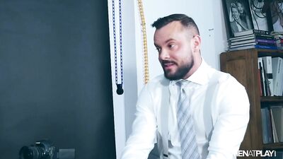 Sir Peter accueille Jhon Ramirex