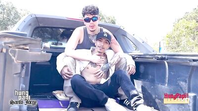 Baise-moi maintenant ! Baise dans un parc public !