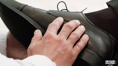 Papis Suitors Part 2 - The American Stallion Meets His Match With Allen King