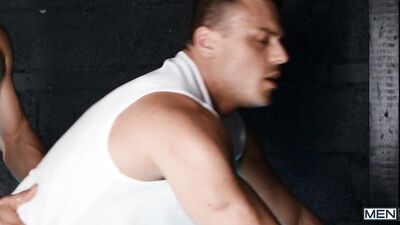 Malik Delgaty & Nate Rose – Gym Powerfuck