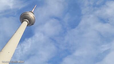 Berlin Blowout - Romeo Davis Gay Porn Video