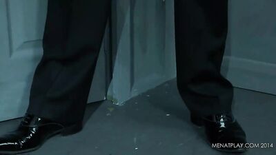 Costard Cravate Mens Room Threesome: Gay Trio in Suits and Bowties Get Kinky in the Bathroom