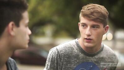 Gay Porn: Ryan Bailey and Cameron Parks Sensual Encounter