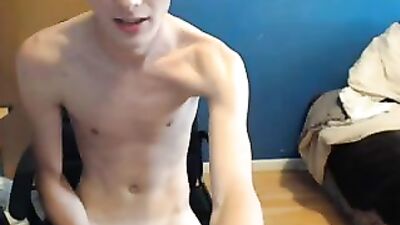 Young Brunette Webcam Boy Exposes His Assets