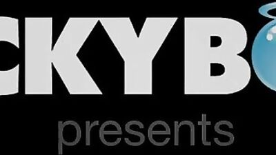 Jockstrapped Muscles and Hot Gay Plan: Alex Mecum & Taylor Reigns Gay Porn Video