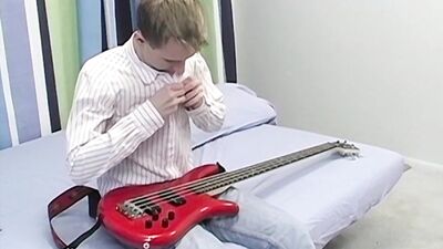 Awkward first date with tall, dark and handsome stranger leads to steamy makeout session in the back of a cab.